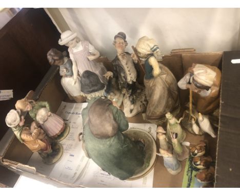 A qty of assorted Lladro and capodimonte