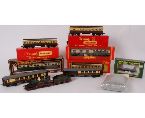 TRAINS; A good selection of vintage assorted (mostly Triang and Hornby, but also Mainline etc) 00 Gauge railway trainset carr