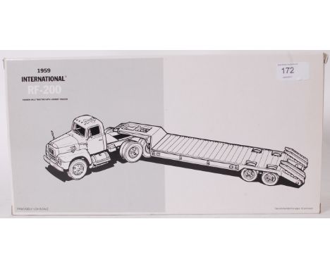 FIRST GEAR; An original First Gear (1st Gear) 1:34 scale diecast model 1959 International RF-200 lorry and trailer, within or