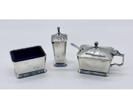 An Art Deco 3 piece hallmarked silver condiment set, Birmingham 1924