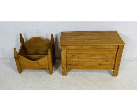 A pine trunk, along with a pine magazine rack