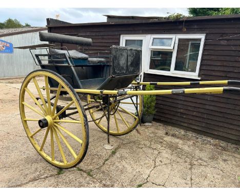 LIVERPOOL GIG, built circa early 1900's to suit single 15.2hh plus. Black painted body work to light yellow wheels and shafts