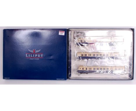 A Liliput Bachmann H0 OBB blue/cream 3 car electric railcar 4030.07 series with instructions (NM-BG)