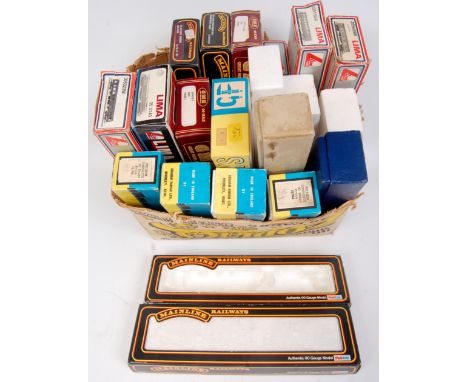 Quantity of empty boxes, Triang, Lima and others (a/f)