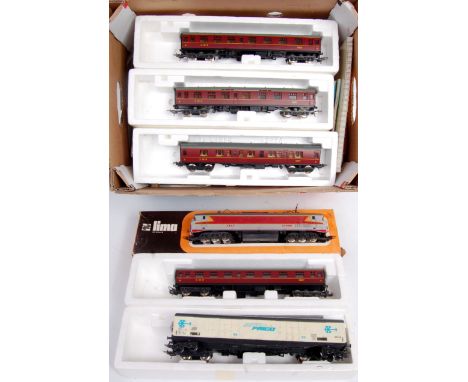 Lima H0 blue/grey buffet car, 5 LMS 3rd class coaches (G), SNCF Co-Co electric locomotive CC-21001 and Interfrigo wagon (G), 