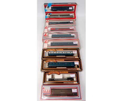 Mainline 37182 Well wagon, 37117 BG van BR blue, 97304 BG van BR blue/grey, Lima Siphon G, 2 GUV bogie vans, BG all BR blue, 