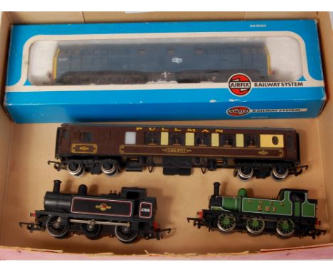 A Triang R23 box lid only containing Wrenn Pullman Car No. 779, Airfix BR blue class 31 diesel locomotive (F-BF), Mainline LN
