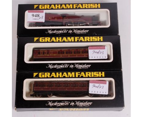 Graham Farish N gauge 1201 LMS maroon compound engine and tender (G-BG) together with 2 matching coaches (G-BG)