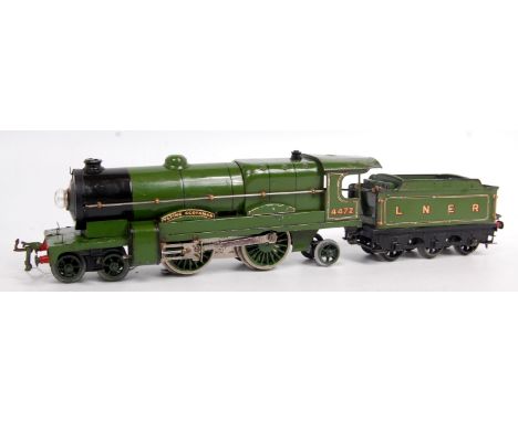 Hornby 1936-41 dark green LNER E320 20 V AC 4-4-2 Flying Scotsman locomotive, chips and scratches, with dents to cab roof, me