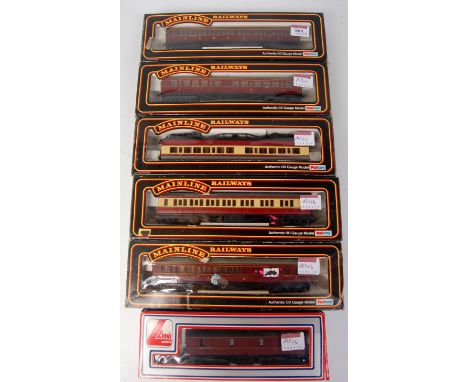 5 Mainline Stanier coaches 2x 37111 red/cream 37110 in damaged box, 2x 37109 and a Lima GUV all LMS maroon (G-BFG)