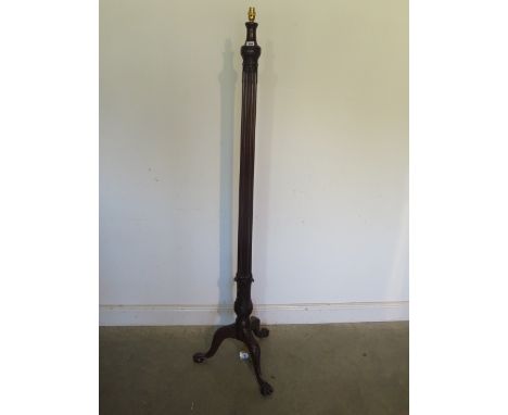 A fine Georgian mahogany standard lamp with reeded stem and fine carvings, fully restored, no shade, working - 180cm tall 