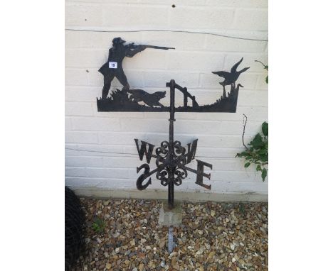 A weather vane of a hunting scene, 94cm tall 