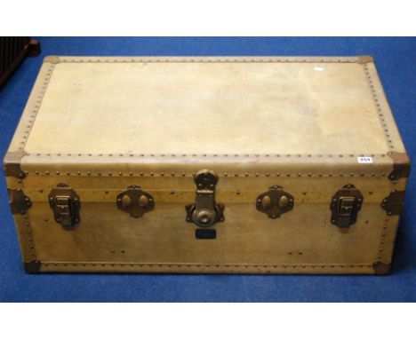 Vintage Watajoy travel trunk, 92cm long.