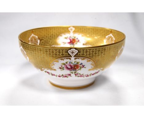 Spode limited edition bone china footed bowl commemorating The 200th Anniversary, no. 81 of 200, 12cm high.