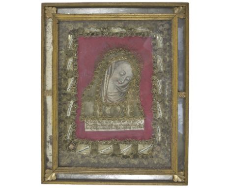 Andachtsbild. Collage mit Madonnenportrait. Kupferstich und Goldspitzen. 19. Jh. Verspiegelter R, 24 x 19 cm. Sammlung Bühl K