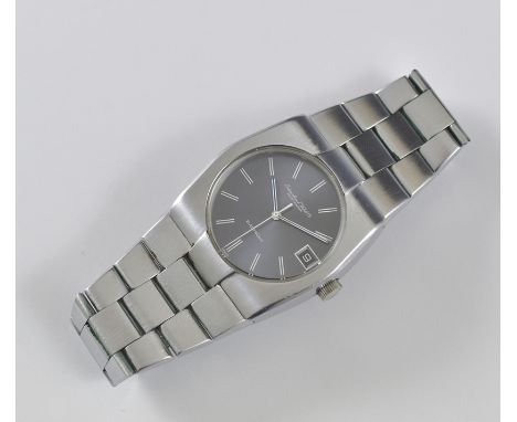 Bedeutende IWC Herrenarmbanduhr.  Sog. Stimmgabeluhr F300. Massives Stahlgehäuse, stahlblaues Zifferblatt, Tagesdatum, Zentra