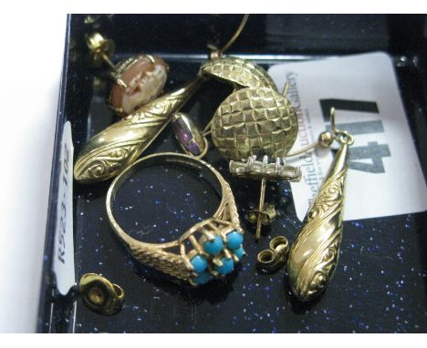A 9ct Gold Cluster Style Dress Ring, claw set cabochon highlights, with textured openwork shoulders, together with assorted e