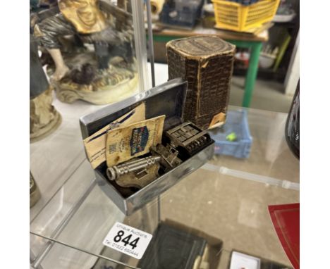 A vintage Wilkinson 7 day razor (Missing Sunday) and a boxed Spiro safety blade sharpener
