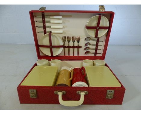 Vintage style picnic box with contents