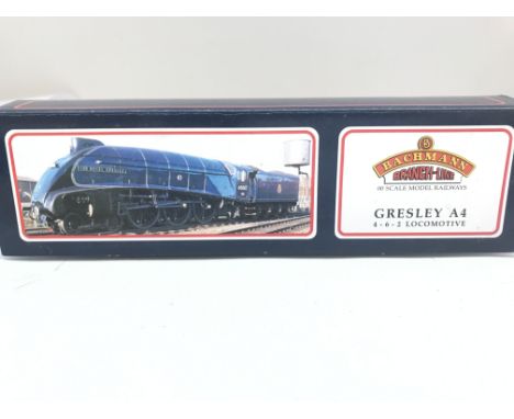A Boxed Bachmann 00 Gauge A4 60009 Union Of South Africa BR Green Locomotive #32-951.