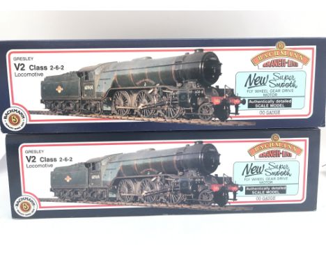 2 X Boxed Bachmann 00 Gauge Locomotives. A Boxed V2 60903 Double Chimney B.R. Green #31-554 and a V2 4844 Coldstreamer LNER D
