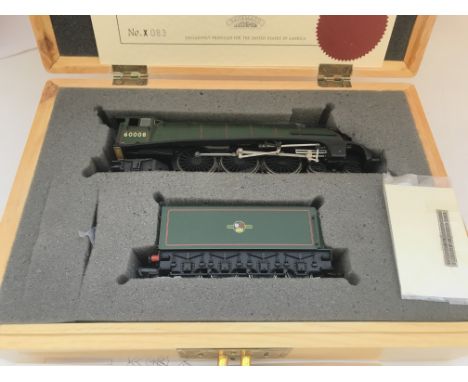 A Bachmann 00 Gauge Limited Edition Dwight D Eisenhower. In Presentation Box. 9ct Gold.