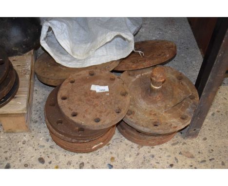Quantity of heavy gauge pipe blanks