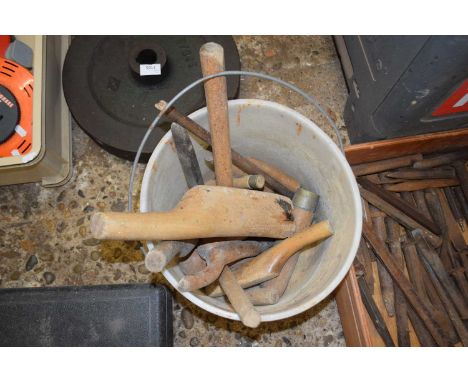 Quantity of lead working tools
