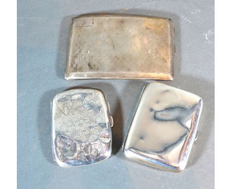 A Birmingham Silver Curved Cigarette Case with engine turned decoration together with two other silver cigarette cases 8 ozs.