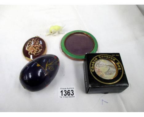 A vintage enamel framed photo frame, wooden egg, dried flowers, miniature etc.