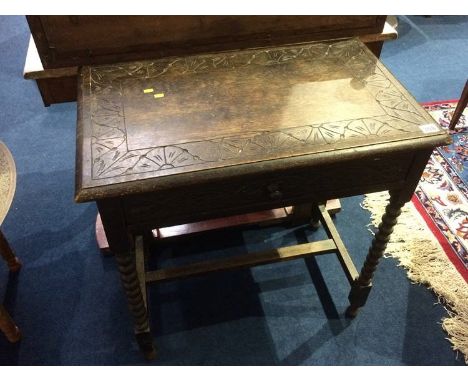 Oak bobbin turned side table