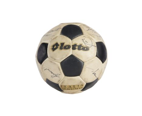 Diego Armando Maradona - S.S.C. Napoli - Diego Armando Maradona - S.S.C. Napoli  - Season 1986-1987 Lotto leather football, s