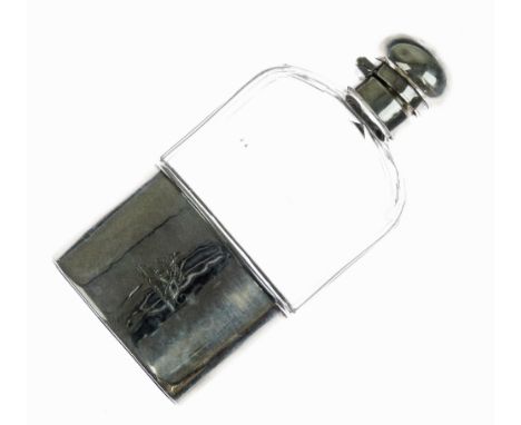 Edward VII facet cut glass spirit flask, the silver hinged cover and sleeve hallmarked for Frederick C. Asman & Co, Sheffield