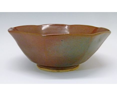 Charles Vyse red and brown speckled glazed octagonal bowl, base with incised signature and date 1937, 17.75cm diameter  Condi