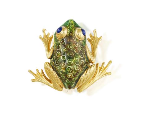 AN ENAMEL AND SAPPHIRE NOVELTY BROOCH, 1988, modelled as a frog, the body decorated with green enamel, the eyes embellished w