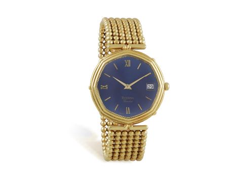 AN 18K GOLD QUARTZ WRISTWATCH, BY ROYAMA, the blue dial with Roman numerals, date aperture at 3 o’clock, within a round case 