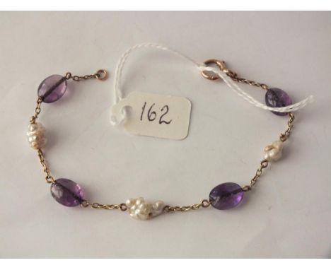 Antique 9ct cabochon amethyst   &amp; pearl bracelet         