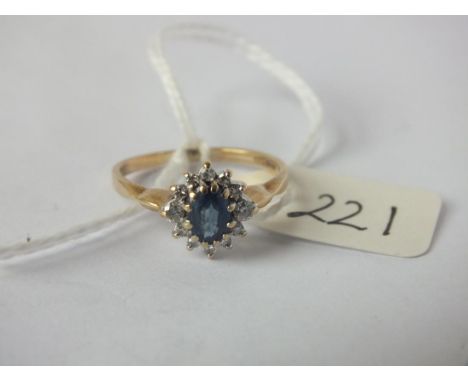 9ct sapphire &amp; diamond cluster ring  approx size N 2.2g inc       