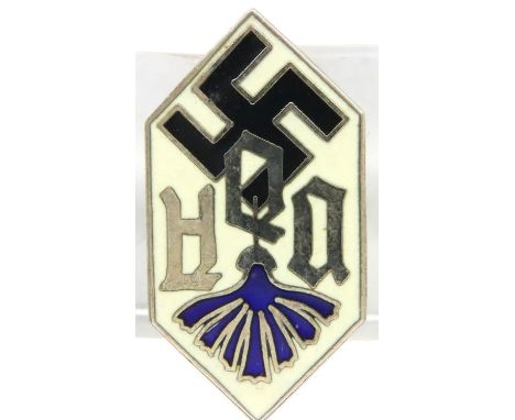 Third Reich VDA Pin, The Verein fur Deutsche Kulturbeziehungen im Ausland (Association for German cultural relations abroad).