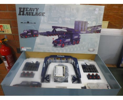 A Corgi Heavy Haulage set, Pickfords Industrial Ltd., 18005 