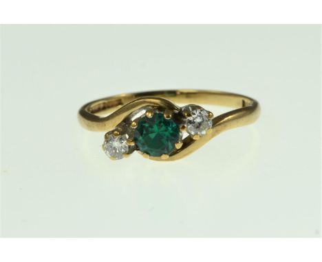 9ct gold, green stone & diamond ring, size M, 1.80 grams 