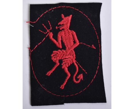 WW2 Inns of Court Regiment Beret Badge / Cloth Formation Sign, mint un-issued example being the red devil holding trident wit