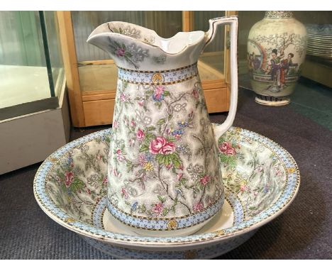 A Coronaware Rosetta 5342 wash basin and jug, jug 31.5cm (h) x basin 41.5cm (dia)  / All lots are located at Gower Reclamatio