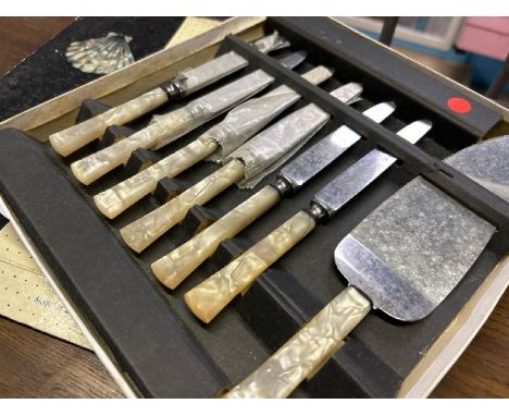 Mother of pearl stainless steel cake serving set by Pearlcraft  / All lots are located at Gower Reclamation, Unit 17b, Crofty