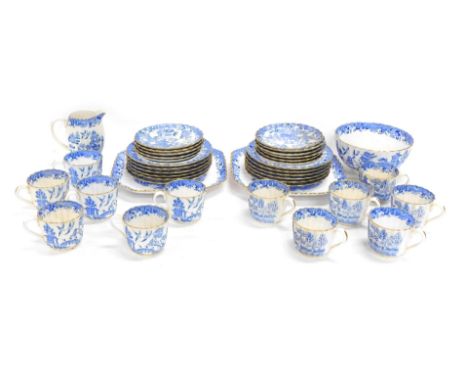 A Copeland china Willow pattern part tea service, to include slop bowl, 17cm wide, two sandwich plates, cups, saucers, etc., 