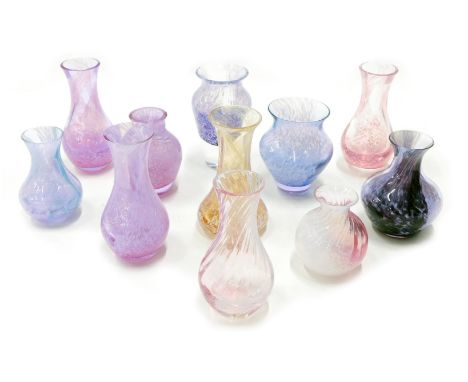 Various Caithness style swirl glass vases, 10cm high, etc. (a quantity) 