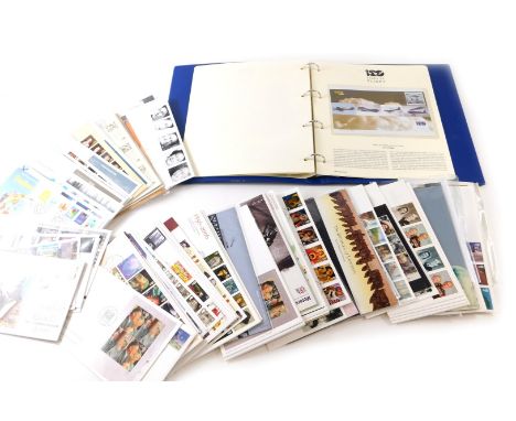 Various first day covers, HM The Queen's 80th Birthday 2006, etc., and an album The History of Powered Flight. (a quantity)  