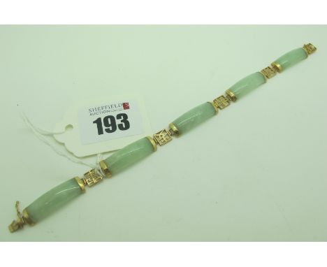 A Modern 9ct Gold Green Jade Panel Bracelet, to snap clasp, 19cm long. 