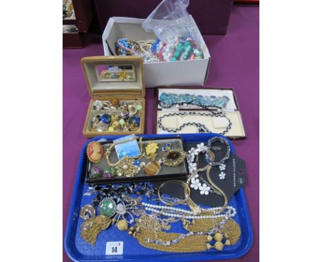 A Mixed Lot of Assorted Costume Jewellery, including Rolled Gold Celtic cross pendant, assorted brooches, blue and white diam