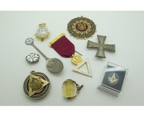 A Hallmarked Silver Gilt Masonic Jewel, "Presented to Companion Benjn Taylor of St Johns Chapter No.325 as a token of their r
